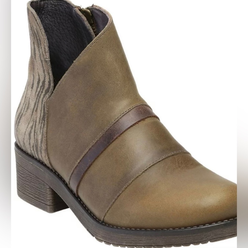 NAOT Emerald Ankle Boots Vintage Pine Olive Suede Leather (Size: 38 US 7)